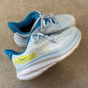 Hoka clifton 9 running shoes